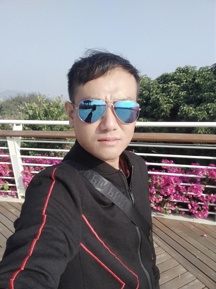 丹凤县时代鑫百货店的小店