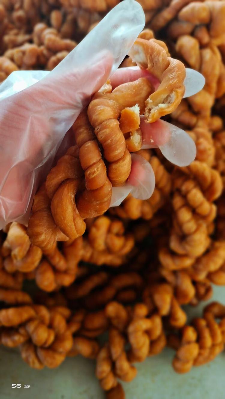 桃源县双溪口罗鑫食品厂的小店