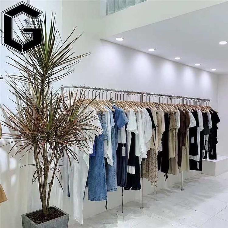 赣榆区青口镇百魅服装经营部的小店