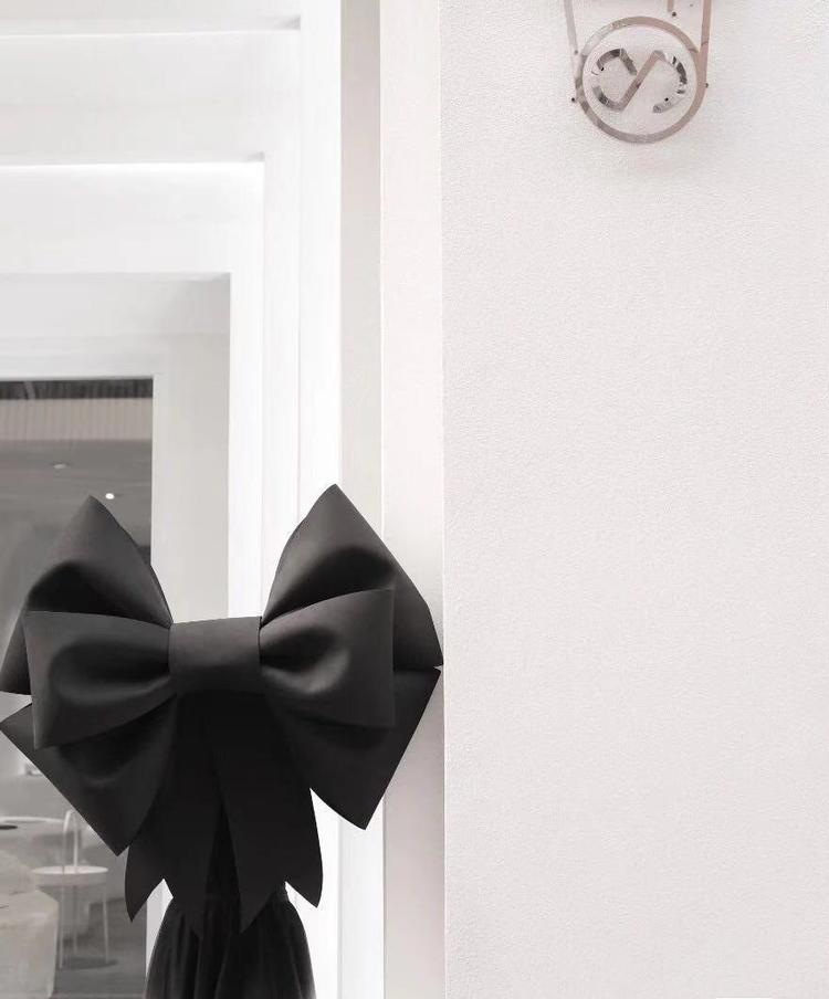 华阴市菠萝蜜服装店的小店