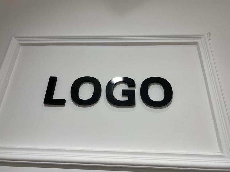 彭州市天彭镇喽购服装店的小店