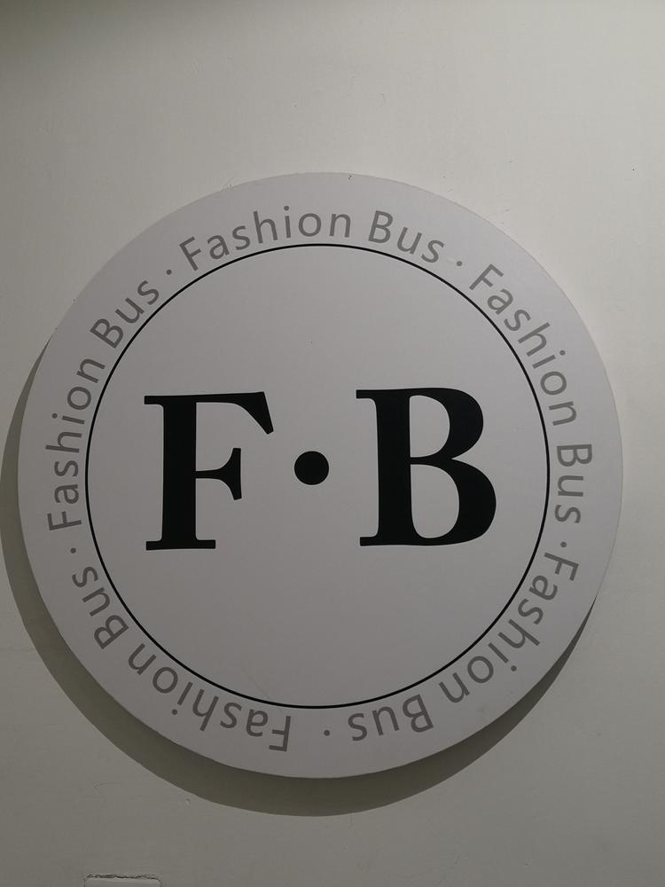 许昌市东城区风尚巴士服装店的小店
