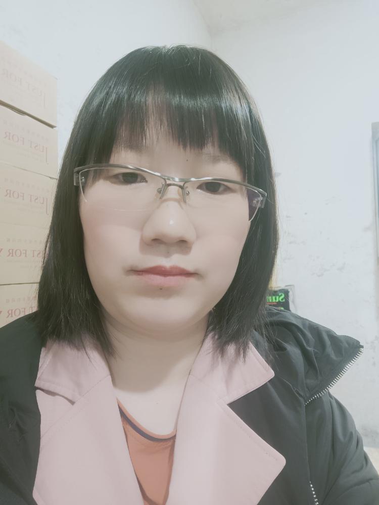 石河子市小利水果行的小店