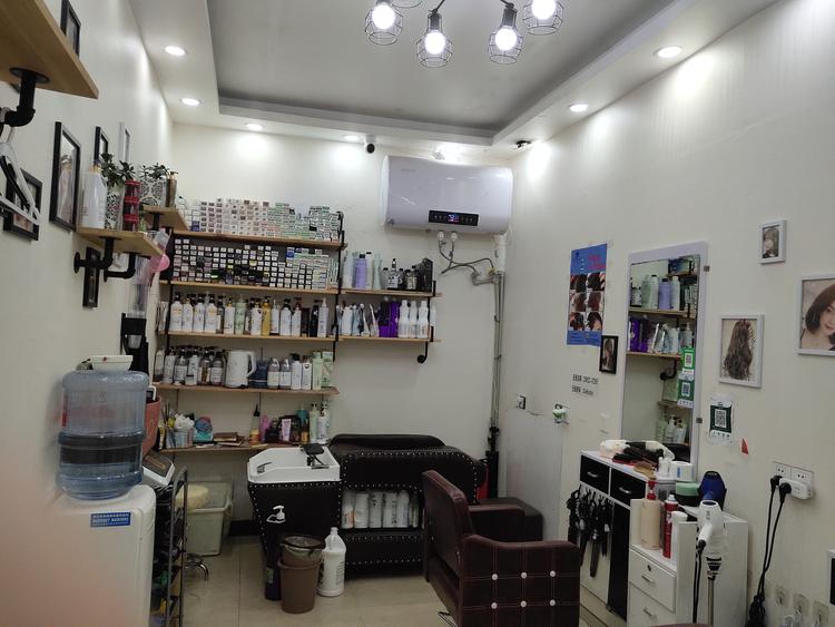 台州市黄岩阿俊理发店