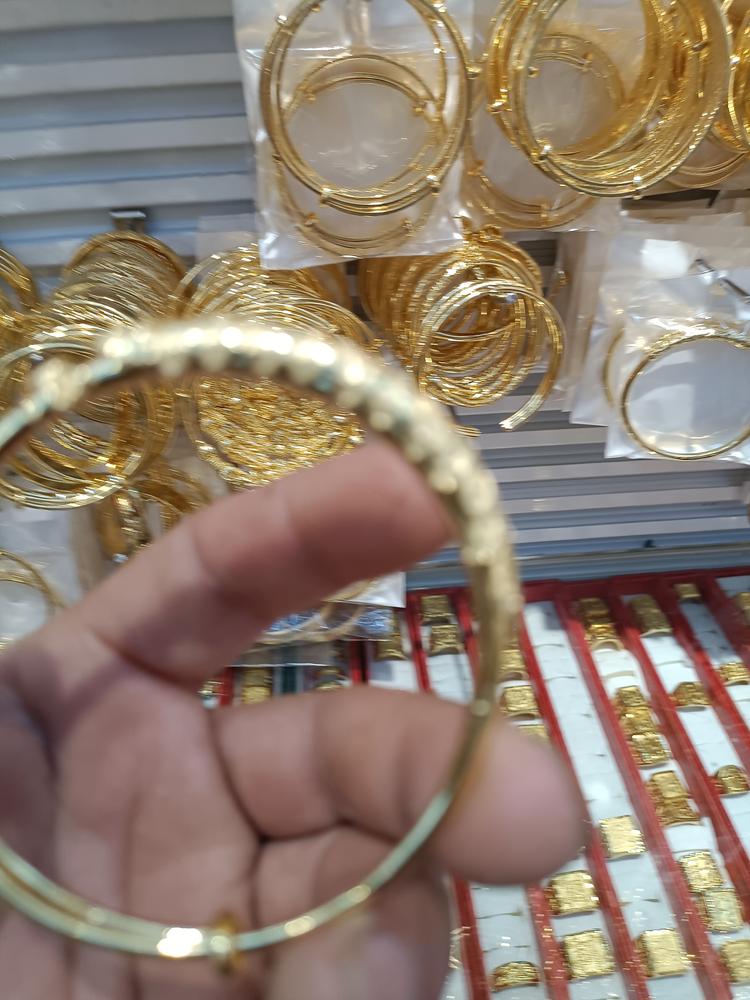 义乌市谭辉电子商务商行的小店