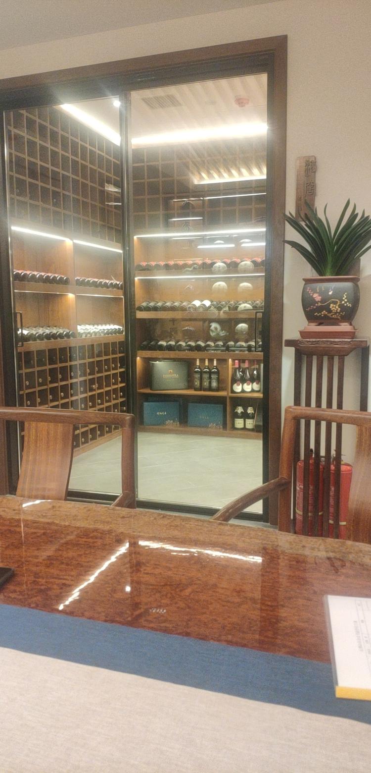 郑州市郑东新区宝沃烟酒商行的小店