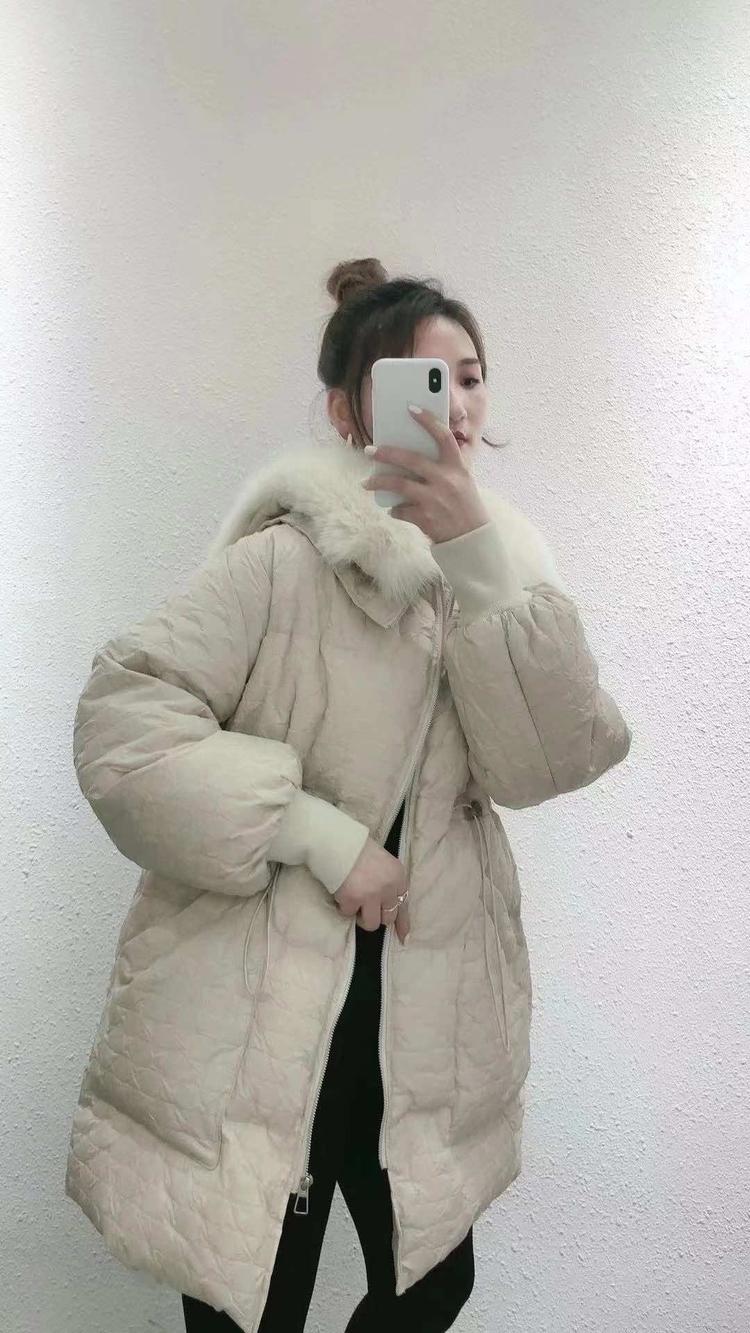 郧西县戈嫚鑫女装店
