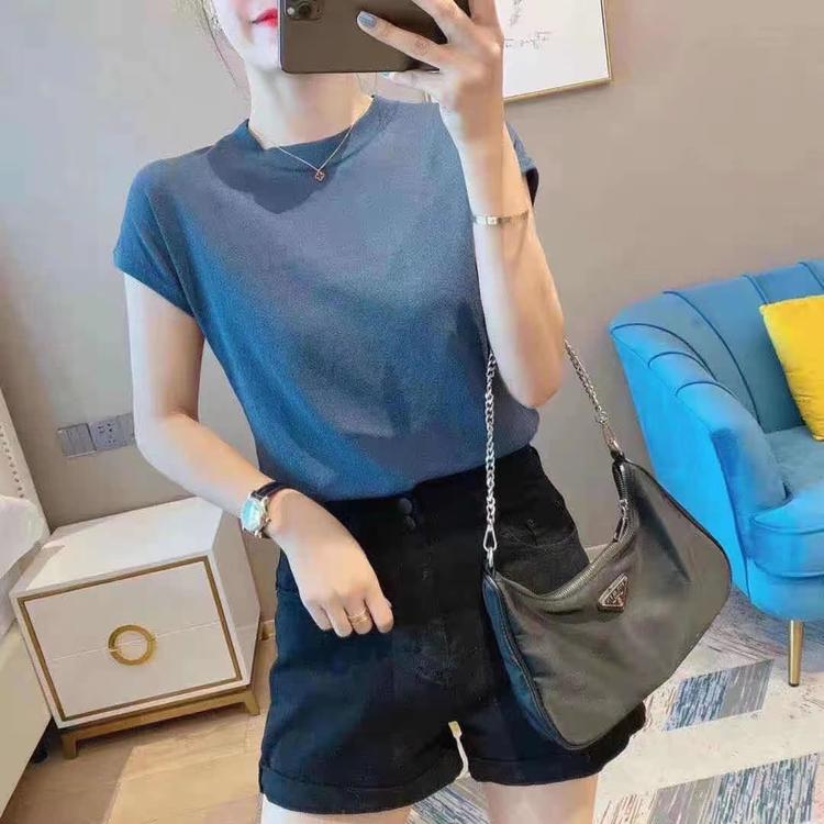 莆田市荔城区吓香服装店的小店