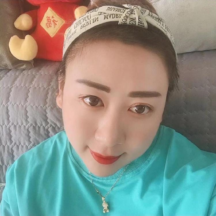 羽之燚服饰