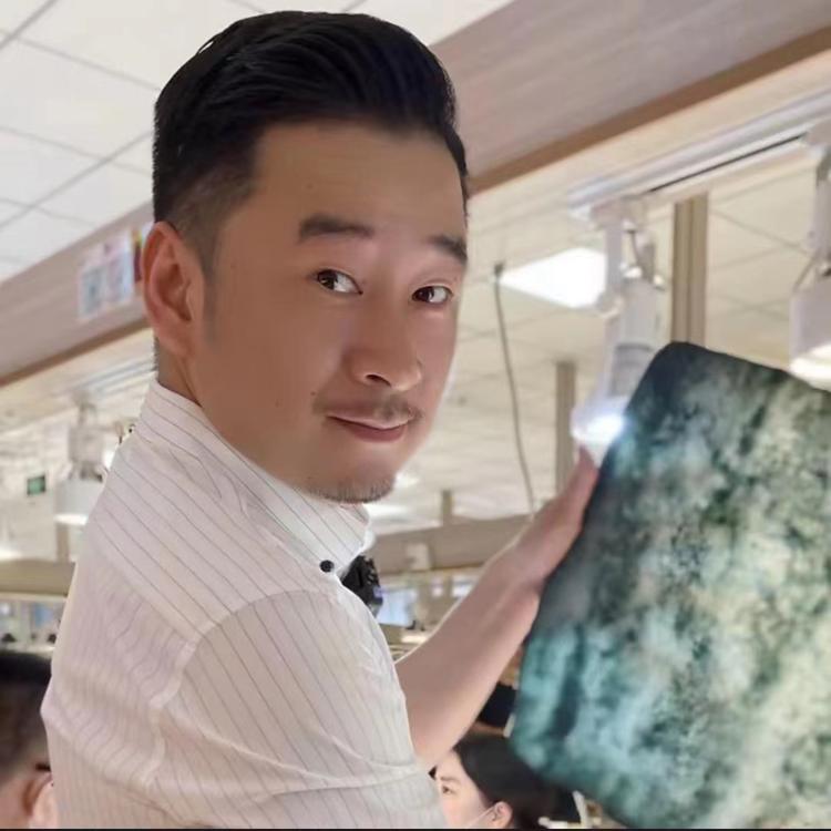 做翡翠的蟋蟀