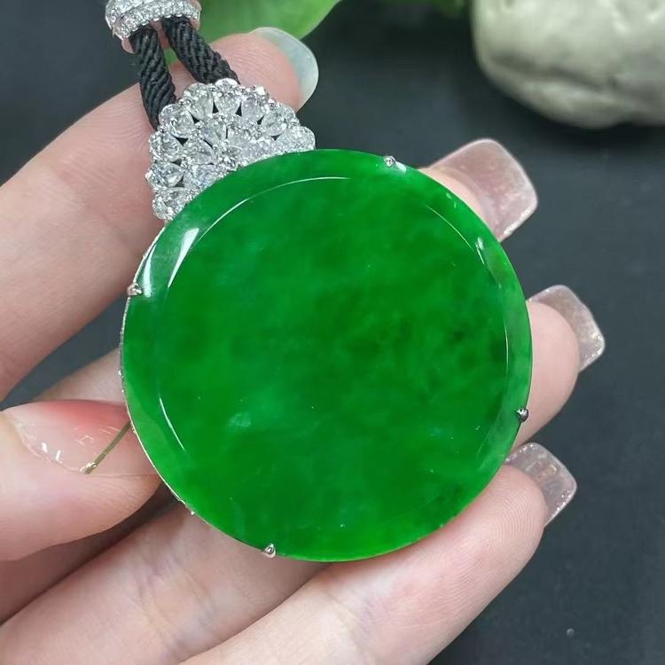 缘鑫玉翡翠珠宝