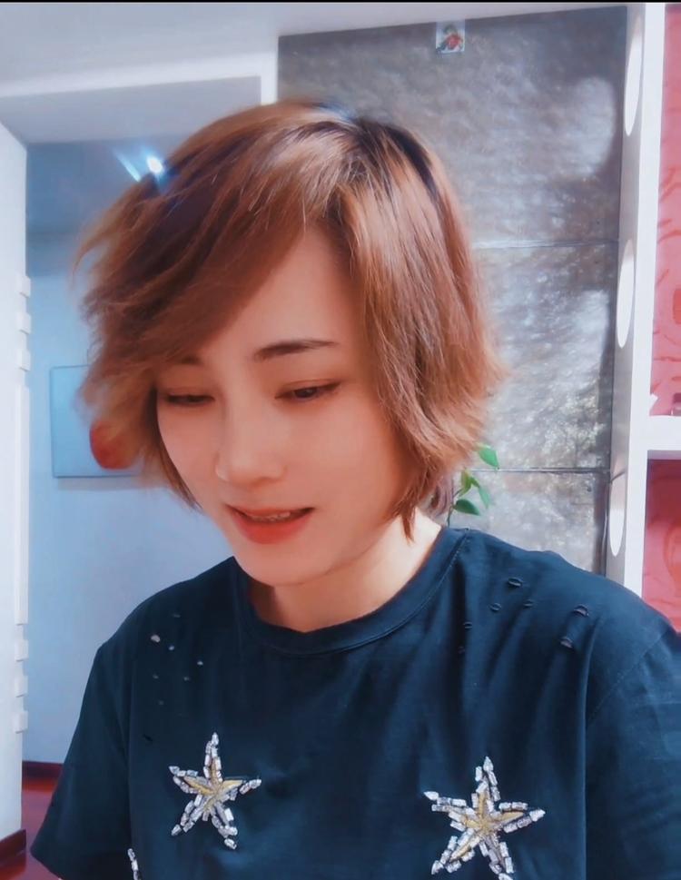 新疆蛋姐海鲜乳山生蚝