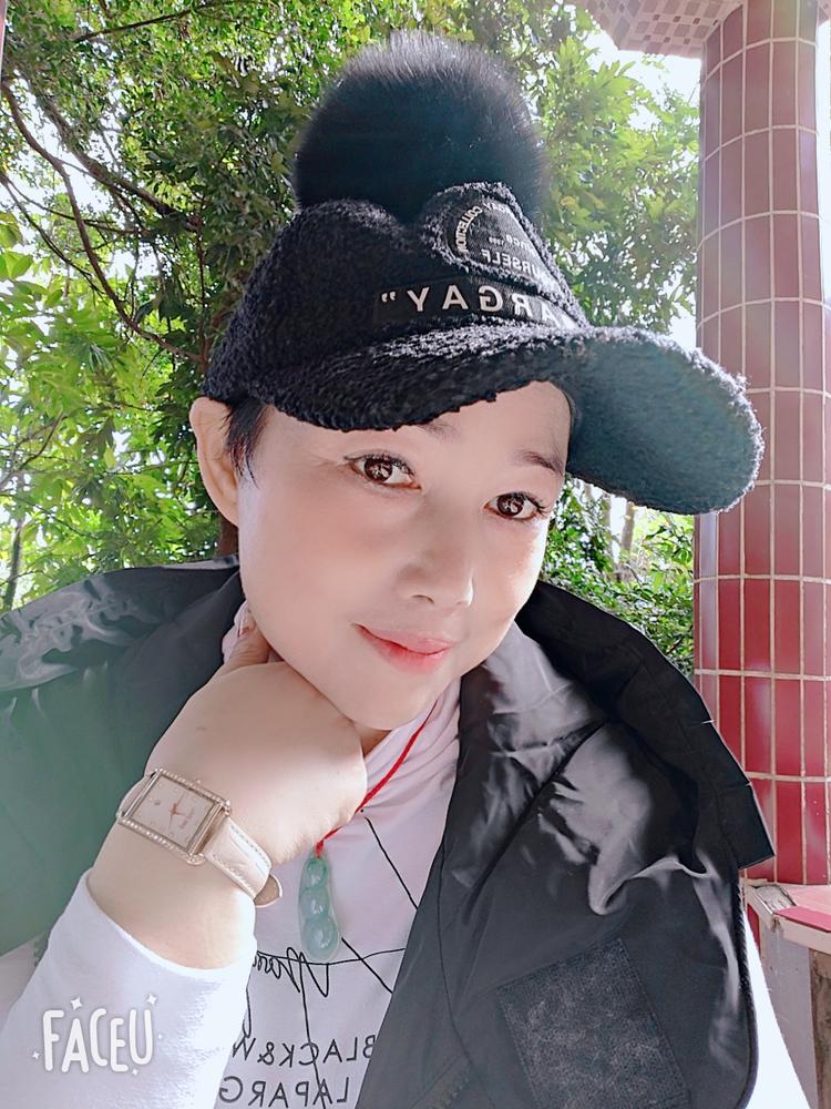 丽诺服饰个体店