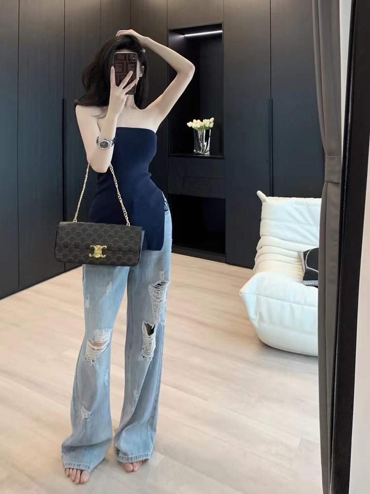 海口龙华晓捂辰服装店