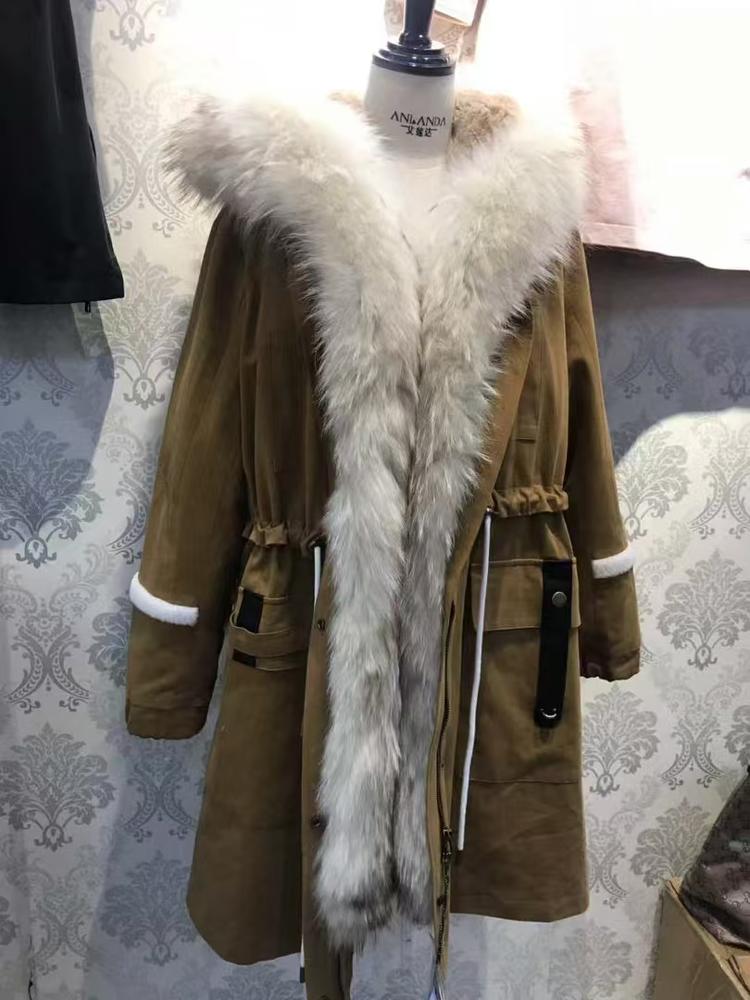 萱博服饰