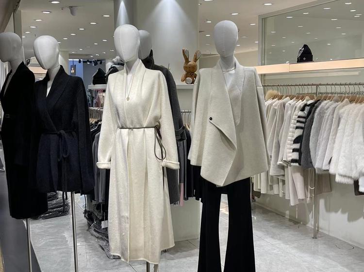 姑苏区云娇服饰店