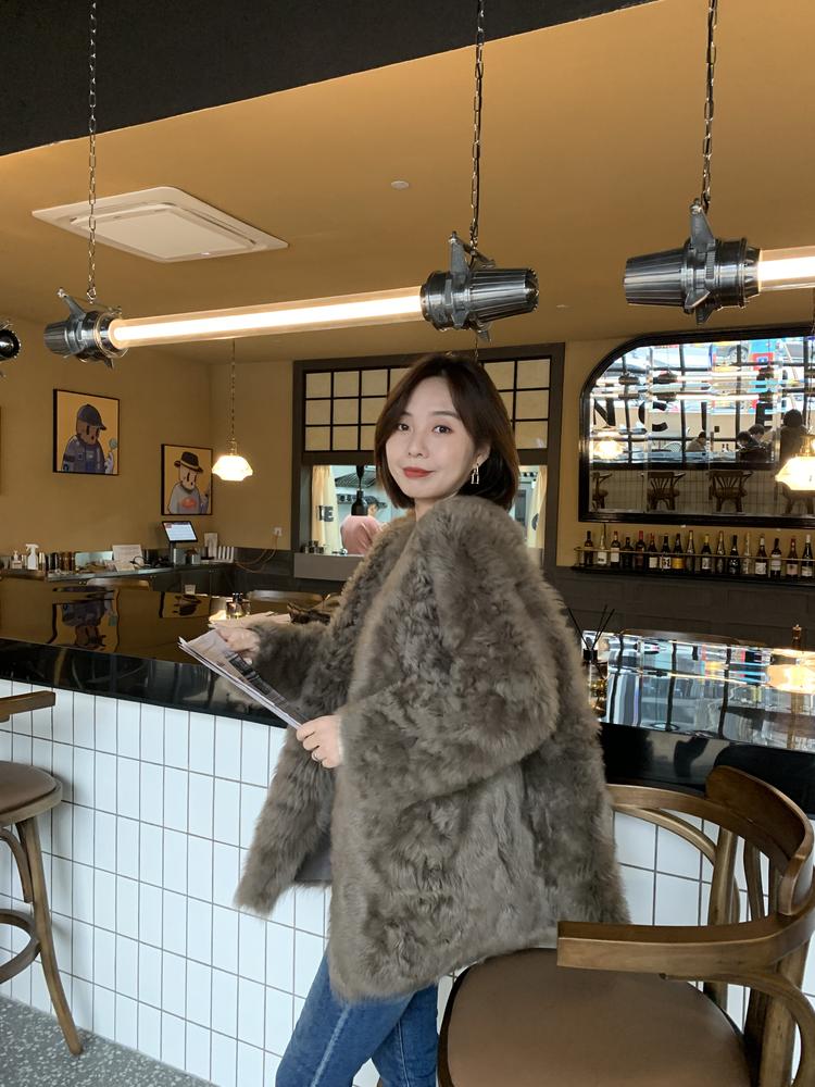 美一周服饰