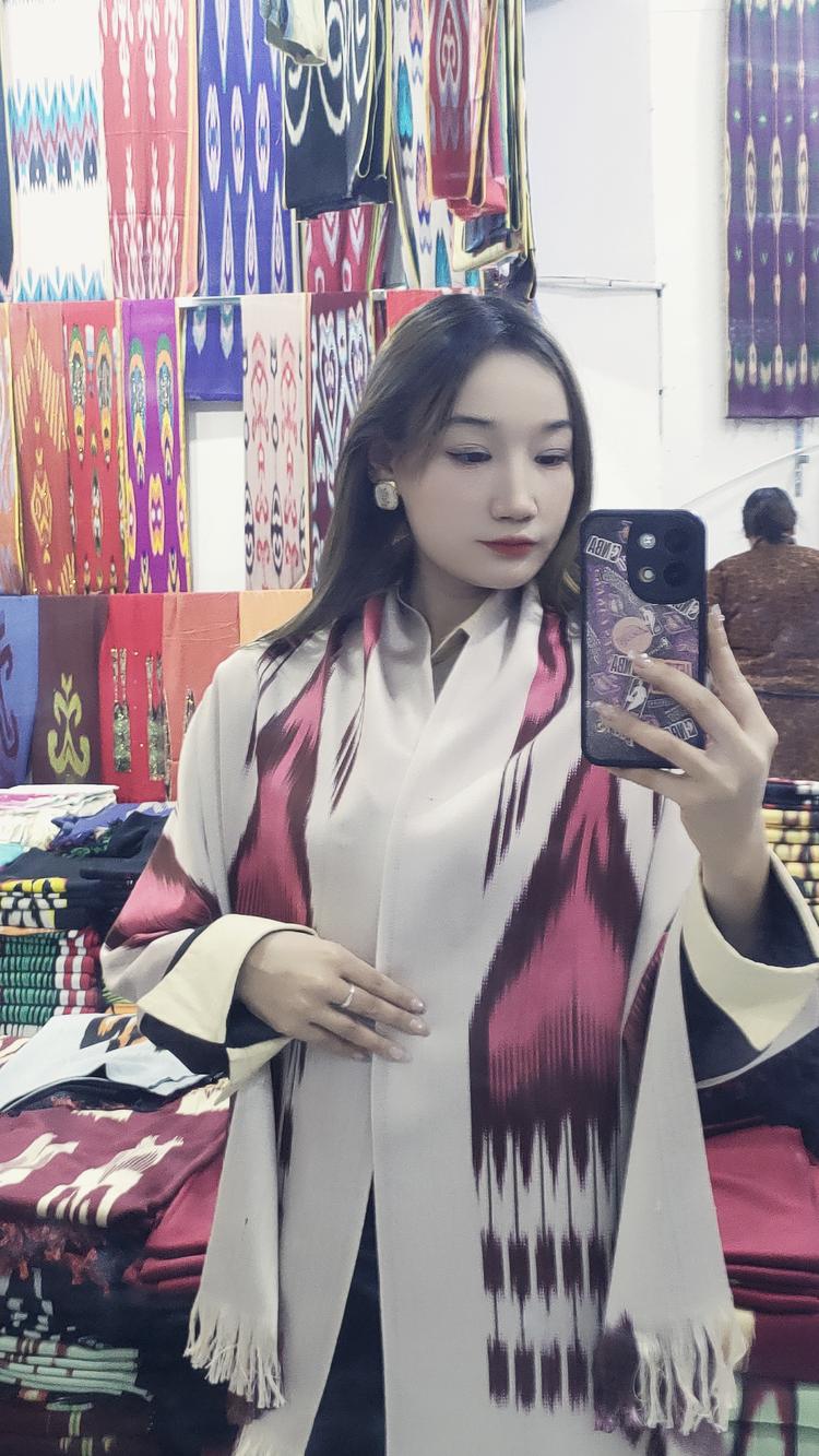 麦小怡艾德来斯店