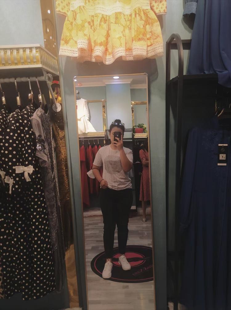 小苏衣服服装店