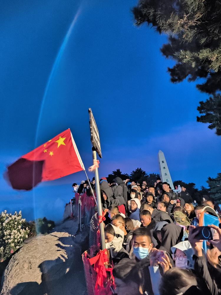浩浩年轻人时尚店