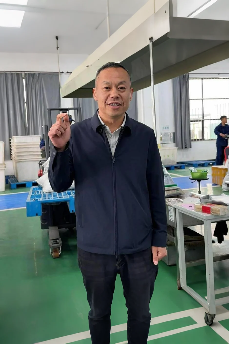 饮片厂厂长老李