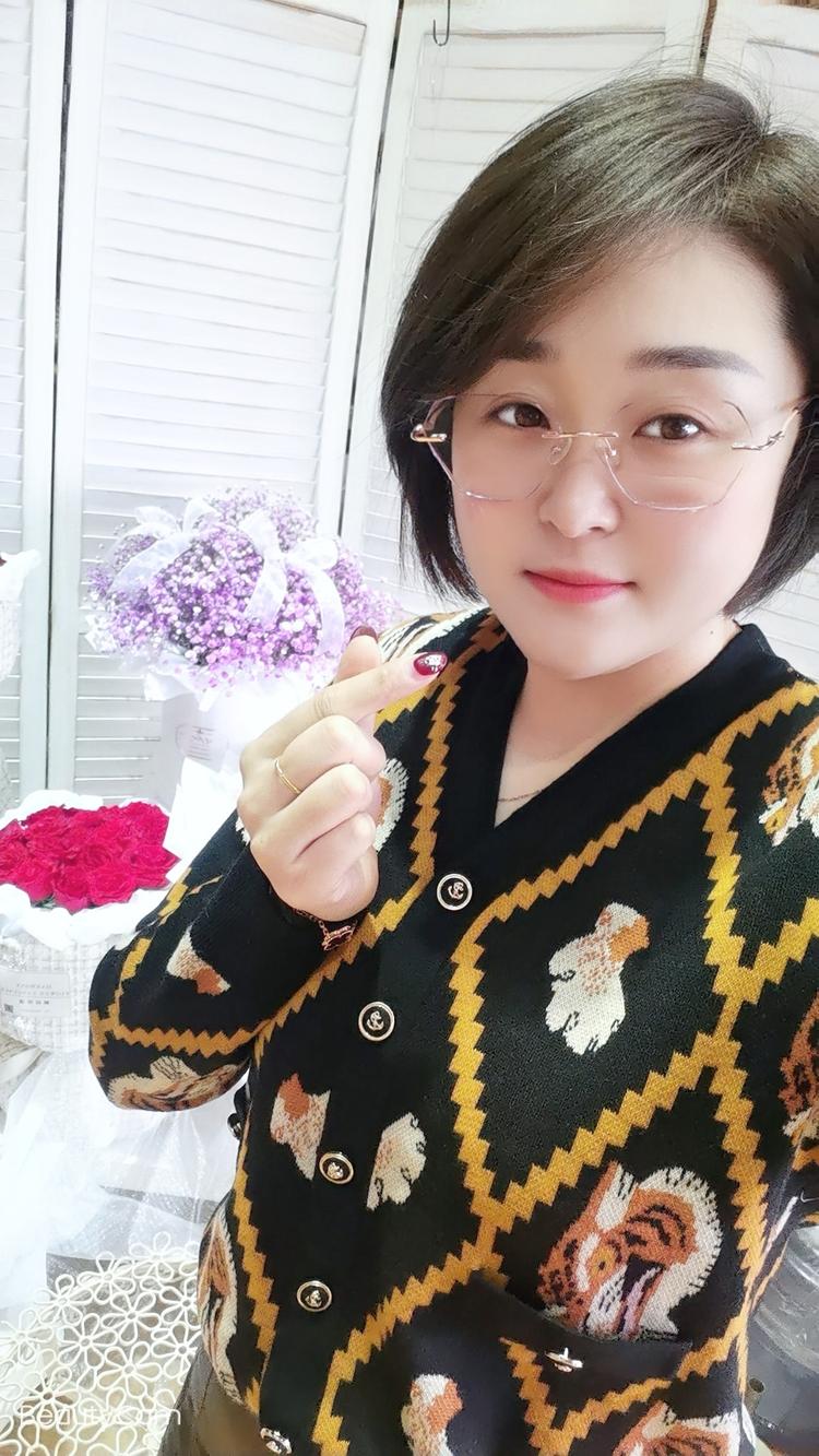庄河市和合婚礼花艺定制中心的小店
