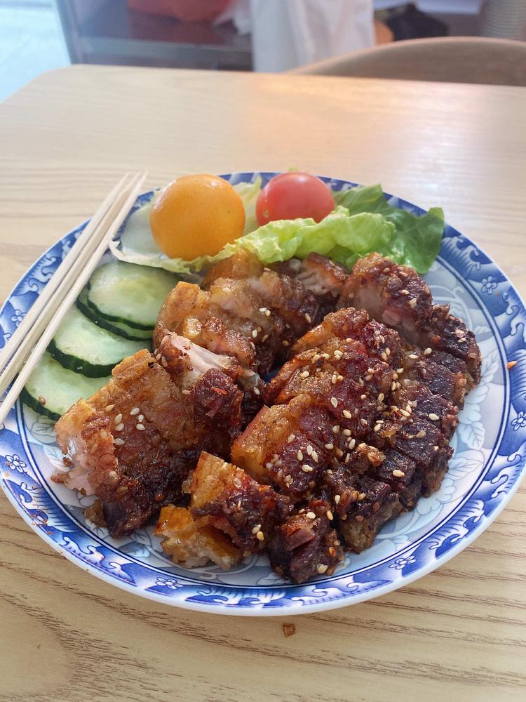 汕头市潮阳区棉北猪猪侠脆皮五花肉店的小店