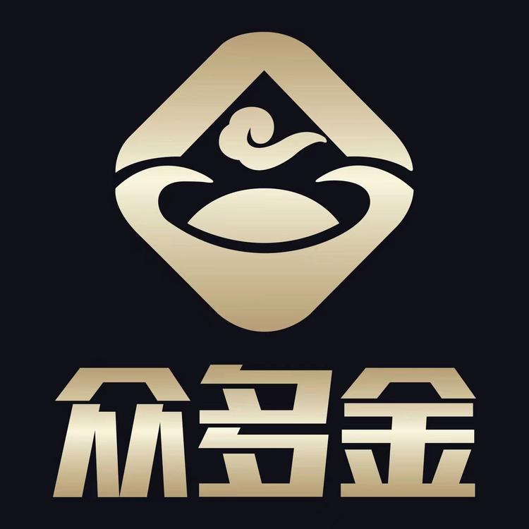 众多金服饰