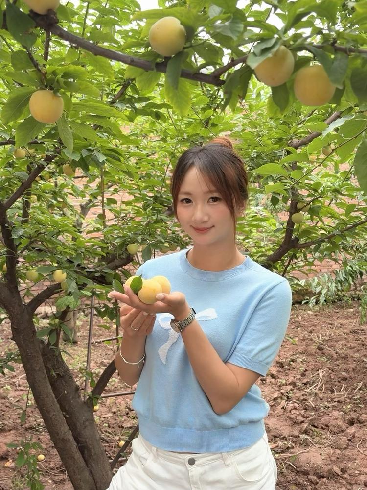 汉源果小妞