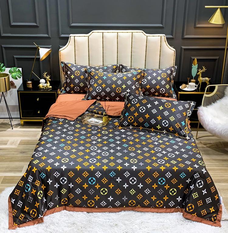 夏邑县张慧床上用品加工厂的小店