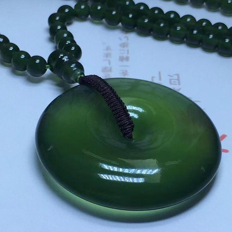 继新玉器个体店