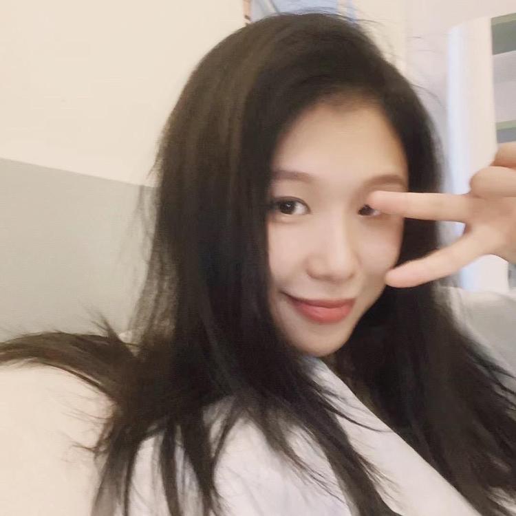 伶哥Girl专注水光问题肌