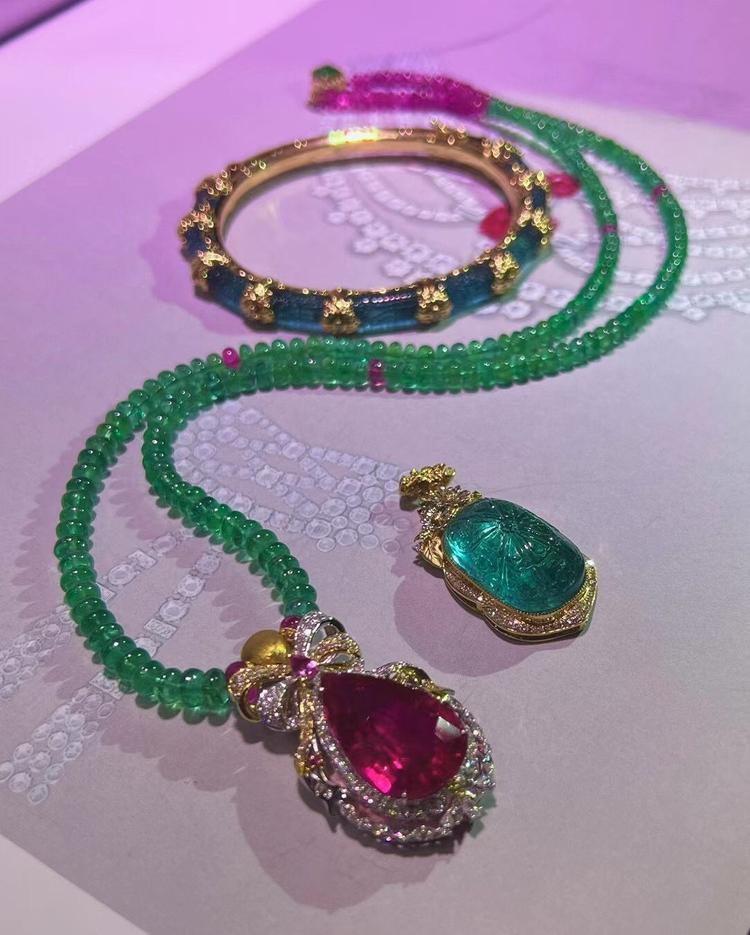 东海县辉娆珠宝商行个体店