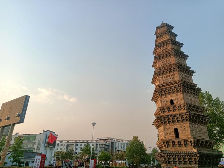 我想吃锅巴的精品市集