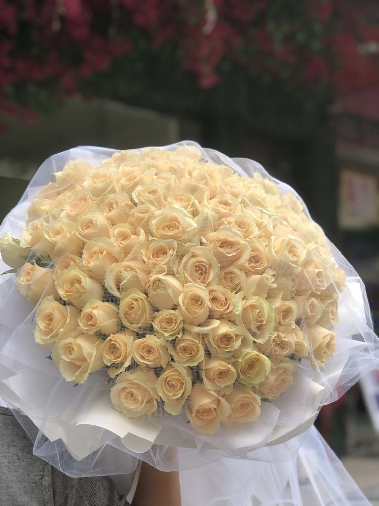 信宜市东镇花之礼鲜花店的小店个体店