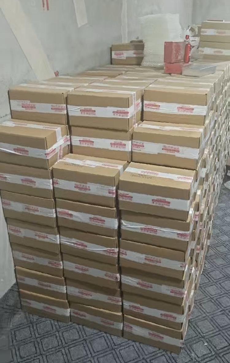 美容仪工厂仓