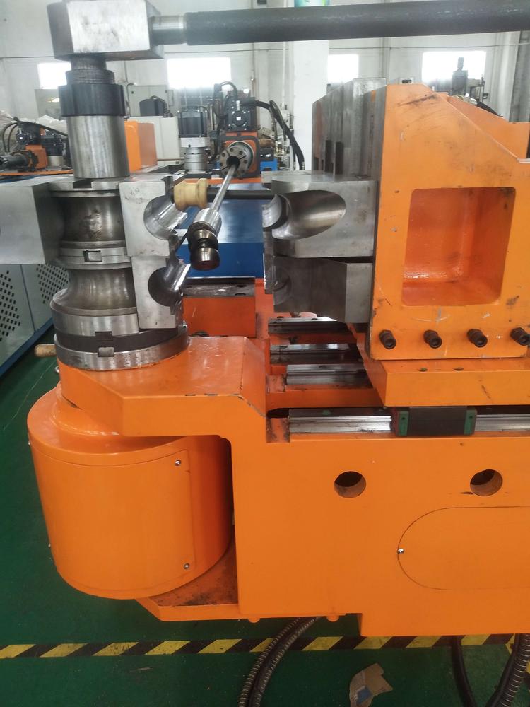 张家港市杨舍东莱鸿昇弯管机厂的小店个体店