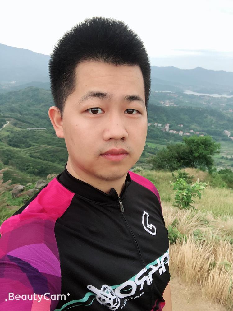 武穴市梅川彭启明移动代办点的小店