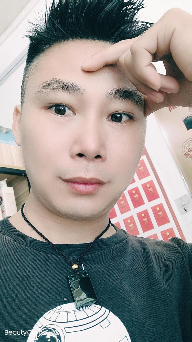 合浦阿斌五金筛网经营部的小店